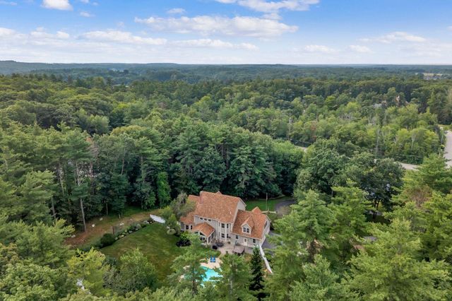 232 Gulf Road, Dover, NH 03820
