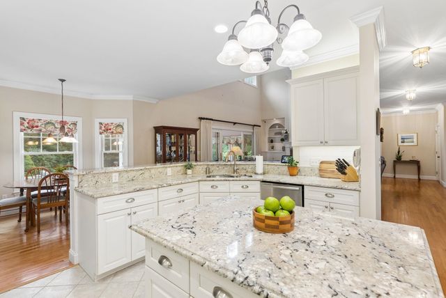 232 Gulf Road, Dover, NH 03820
