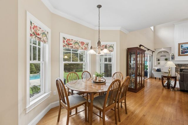 232 Gulf Road, Dover, NH 03820