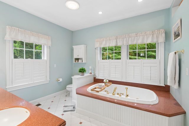 232 Gulf Road, Dover, NH 03820