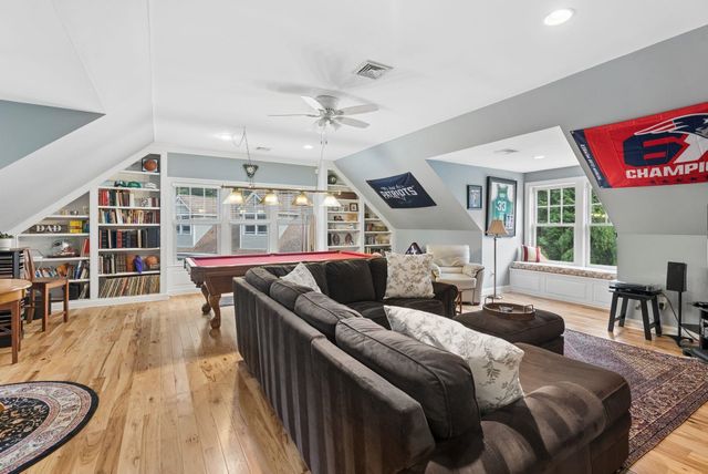 232 Gulf Road, Dover, NH 03820