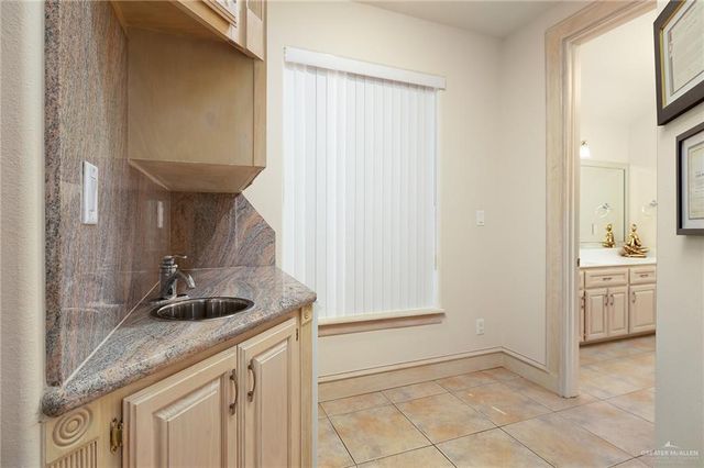 1409 Duke Avenue, Mcallen, TX 78504