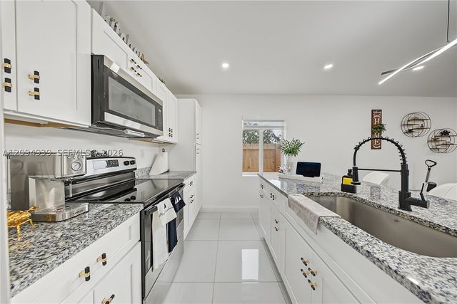 530 SW 7th Ave, Homestead, FL 33030