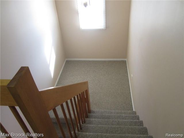 4250 Breckenridge Drive, West Bloomfield, MI 48322