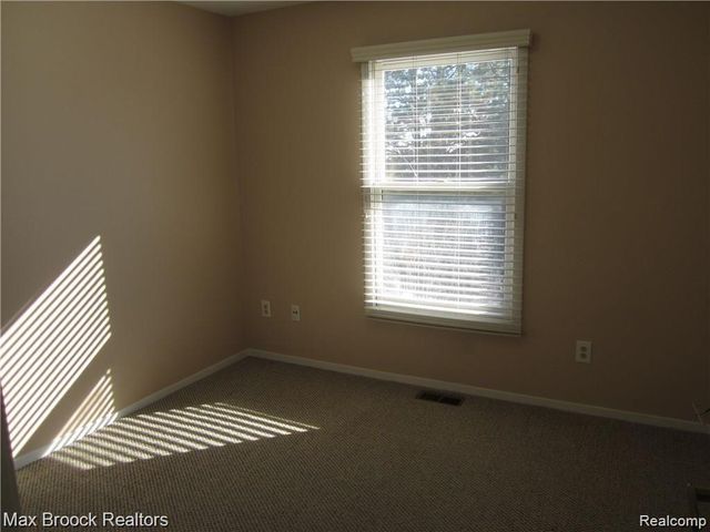 4250 Breckenridge Drive, West Bloomfield, MI 48322