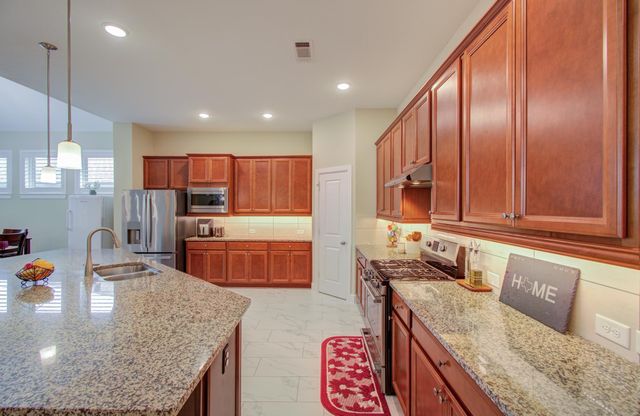 11810 Dockside Shores Drive, Cypress, TX 77433