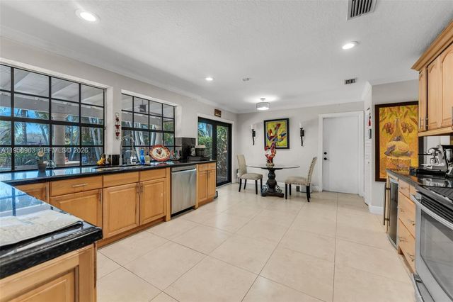 16564 SW 153 ct, Miami, FL 33187