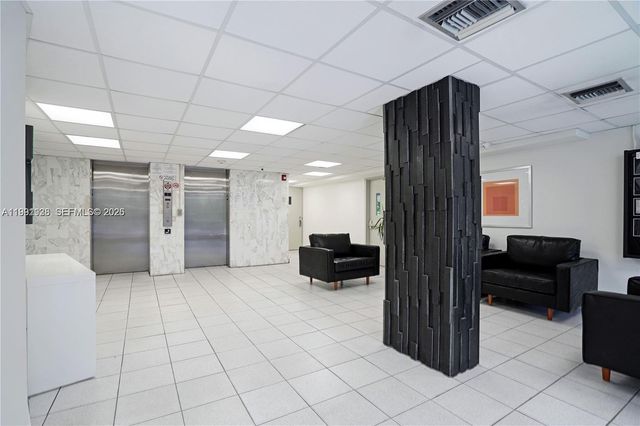 245 18th St 703, Miami Beach, FL 33139