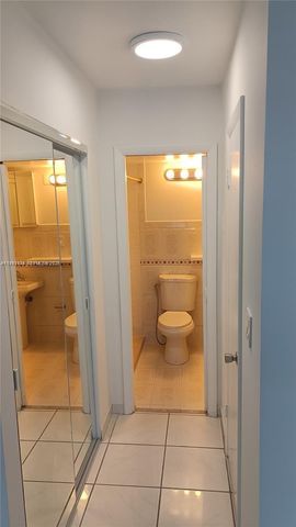 245 18th St 703, Miami Beach, FL 33139