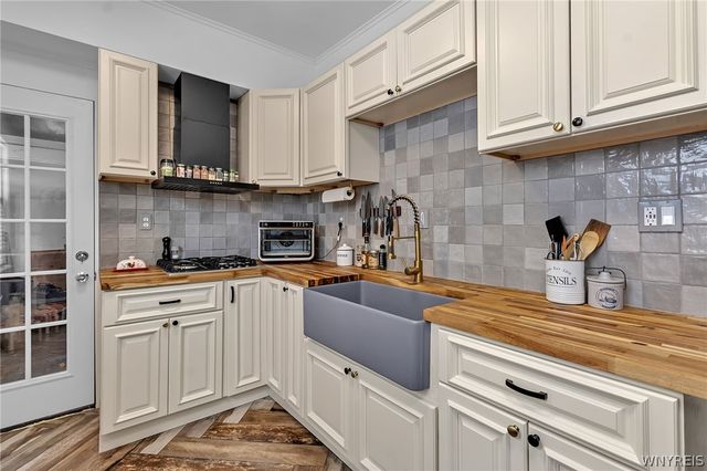 230 Bird Avenue, Buffalo, NY 14213