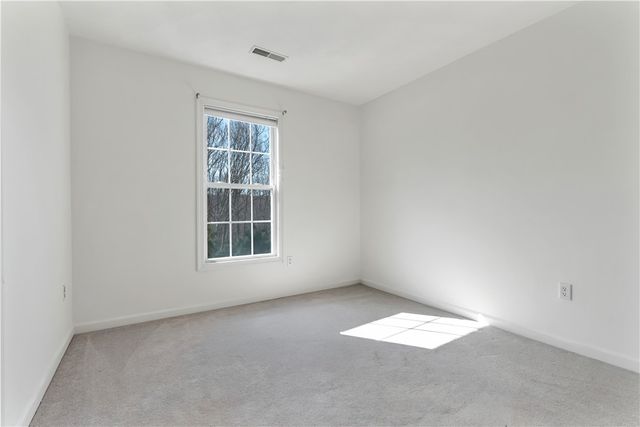 105 Castle Rocks Road, Warwick, RI 02886