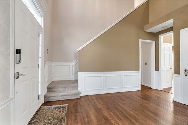 105 Castle Rocks Road, Warwick, RI 02886