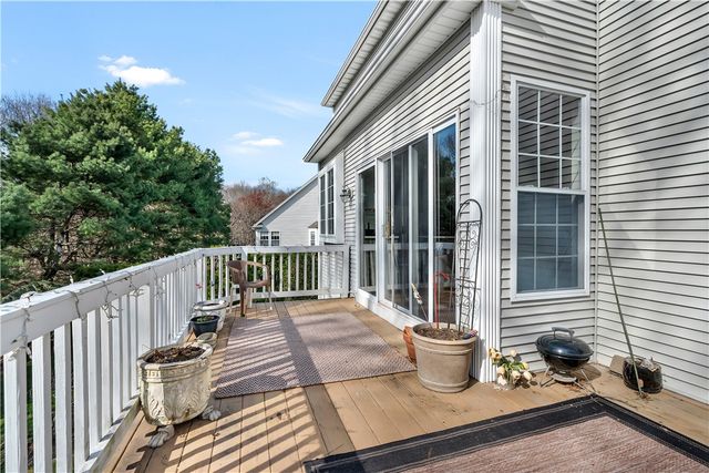 105 Castle Rocks Road, Warwick, RI 02886