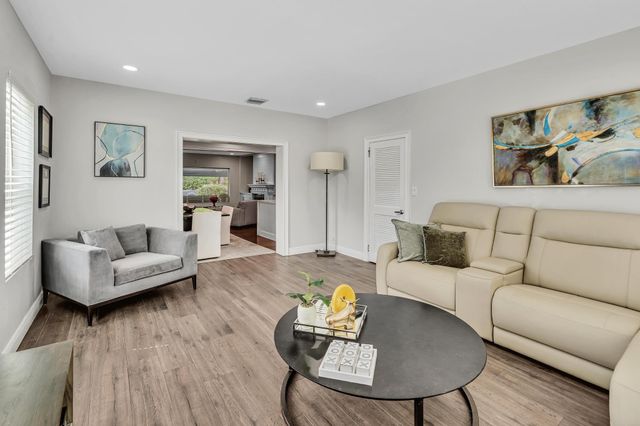 746 NE 16th Terrace, Fort Lauderdale, FL 33304