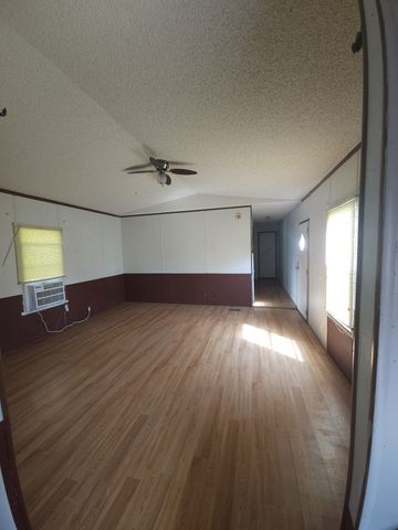198 Everett Watson Rd, Dover, TN 37058