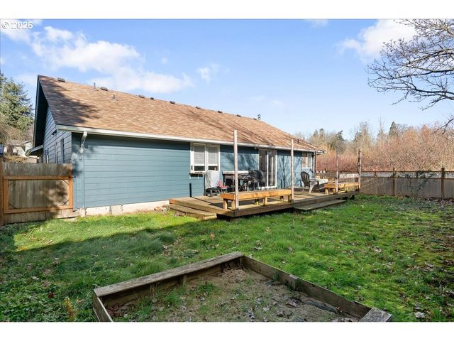 1660 Ne SIEBURG St, Keizer, OR 97303