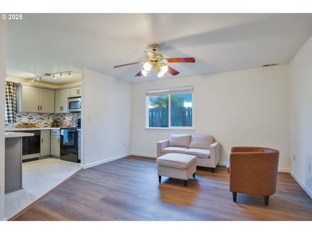 1819 Se 173RD Ave, Vancouver, WA 98683