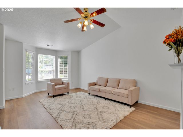 1819 Se 173RD Ave, Vancouver, WA 98683