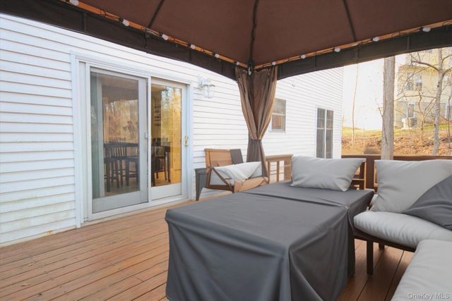 3 Geering Way, Fishkill, NY 12524