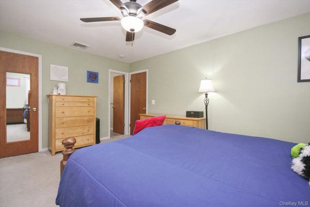 3 Geering Way, Fishkill, NY 12524