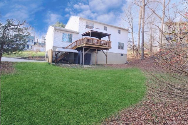 3 Geering Way, Fishkill, NY 12524