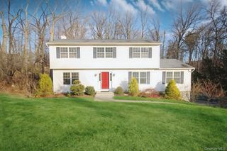 3 Geering Way, Fishkill, NY 12524