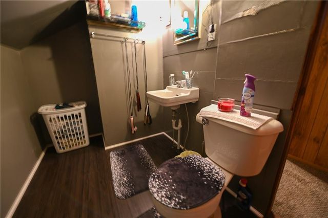 254 N Elm Street, Nevada, MO 64772