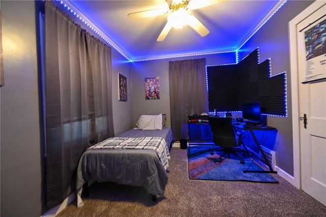 254 N Elm Street, Nevada, MO 64772