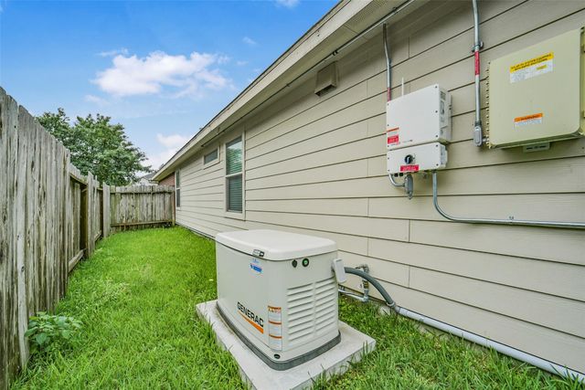 9035 River Dale Canyon Lane, Humble, TX 77338