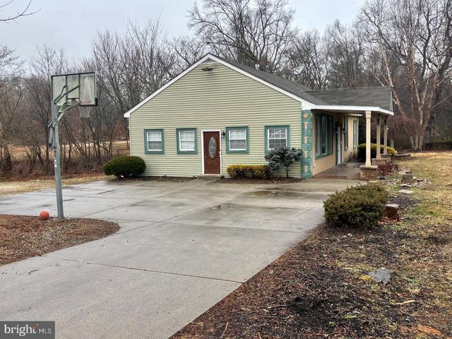 1476 S ORCHARD RD, Vineland, NJ 08360