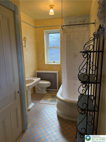 700 Mixsell Street, Easton, PA 18042