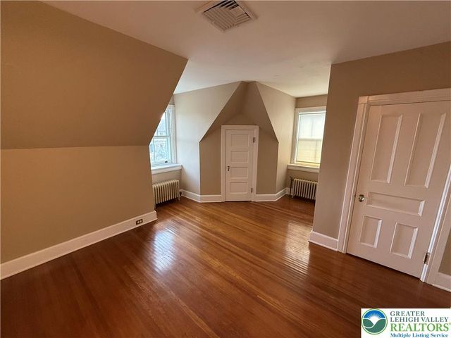 700 Mixsell Street, Easton, PA 18042