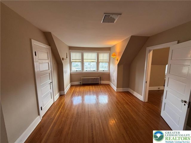 700 Mixsell Street, Easton, PA 18042