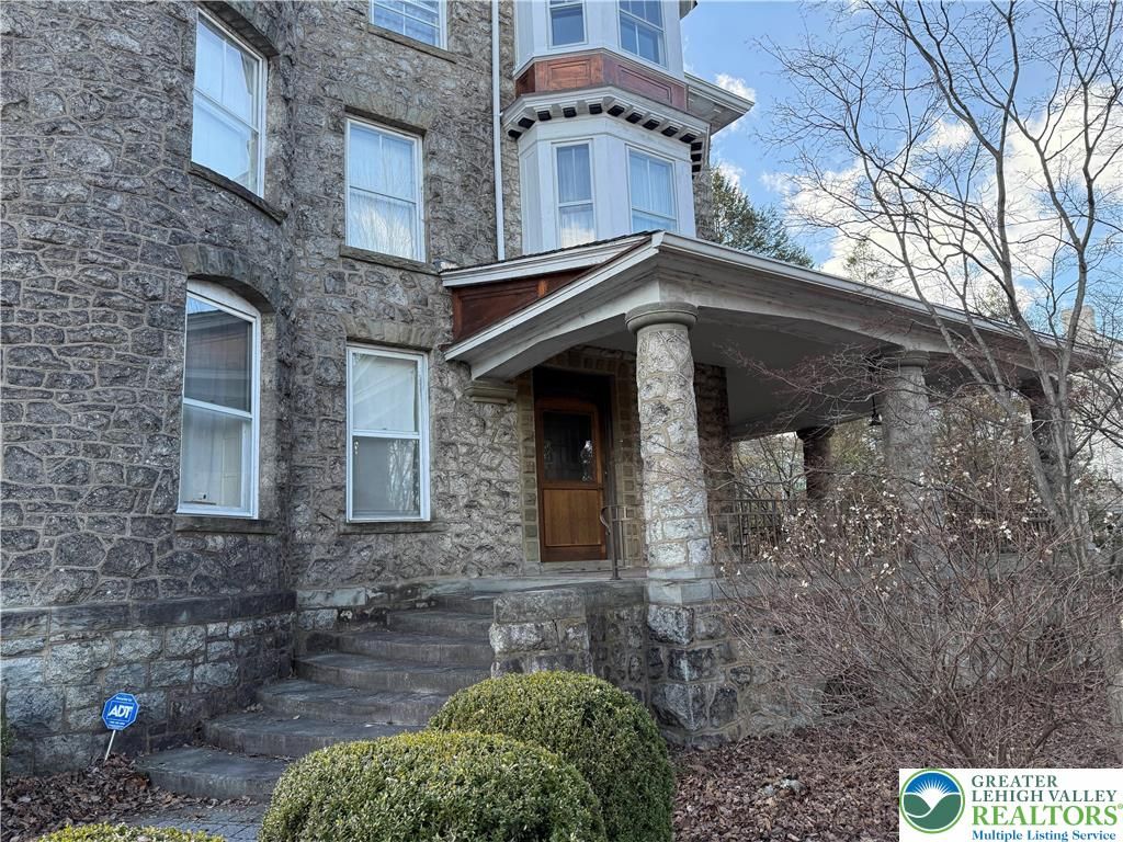 700 Mixsell Street, Easton, PA 18042