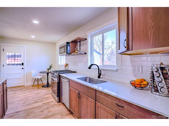 944 S Pecos Way, Denver, CO 80223