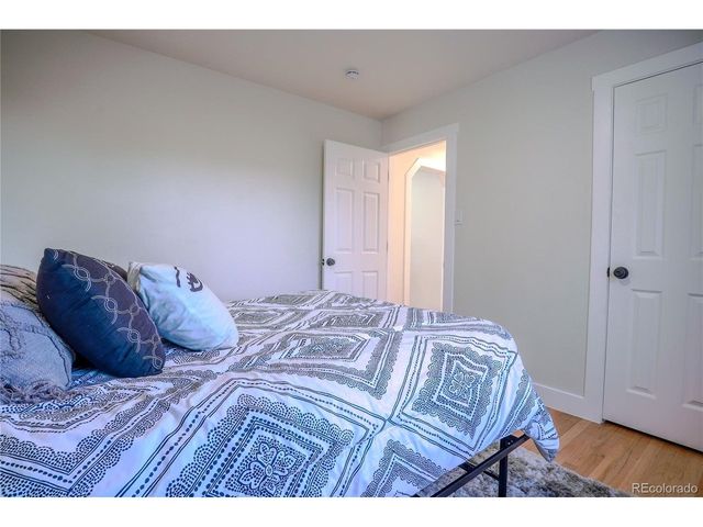 944 S Pecos Way, Denver, CO 80223