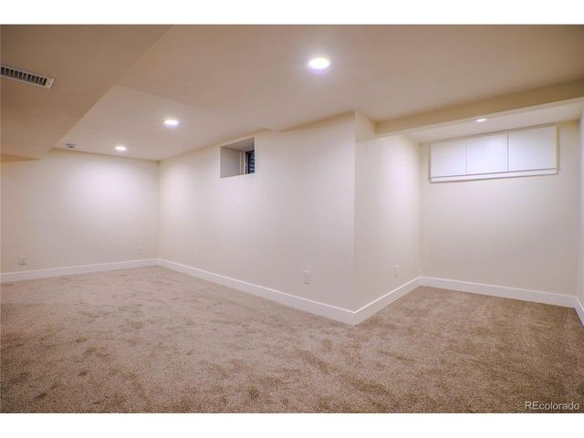 944 S Pecos Way, Denver, CO 80223