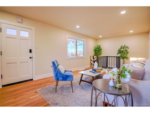 944 S Pecos Way, Denver, CO 80223