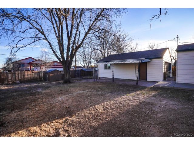 944 S Pecos Way, Denver, CO 80223