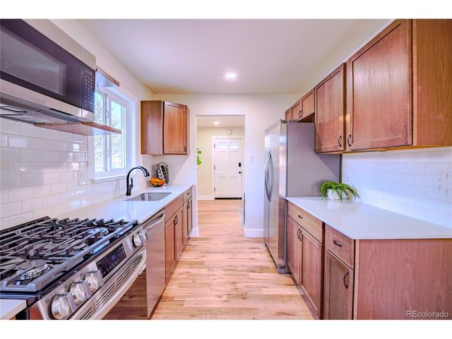 944 S Pecos Way, Denver, CO 80223