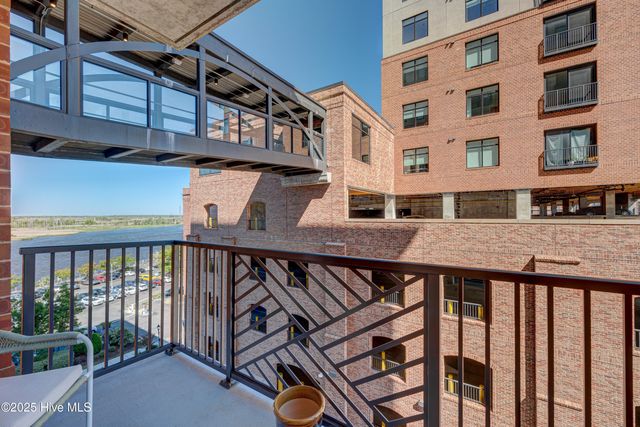 240 N Water Street 653, Wilmington, NC 28401