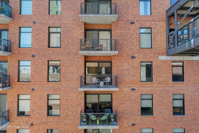 240 N Water Street 653, Wilmington, NC 28401