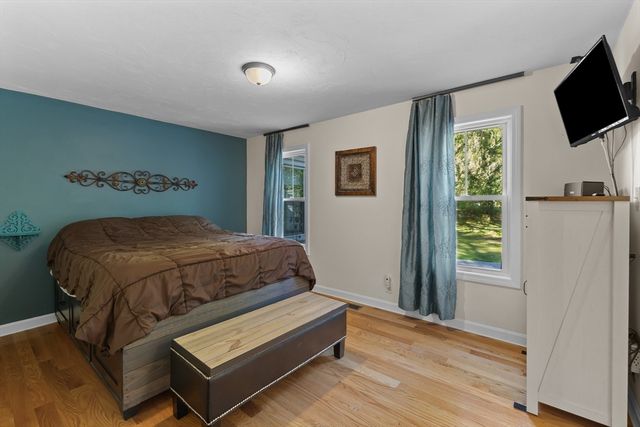 31 Mixter Rd, Holden, MA 01520