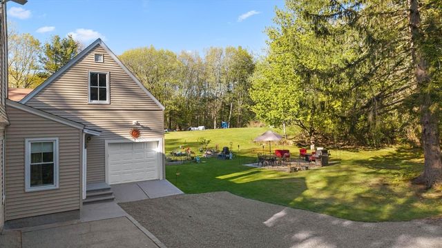 31 Mixter Rd, Holden, MA 01520