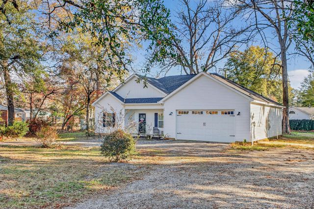 18 Winthrop Drive, Aiken, SC 29803
