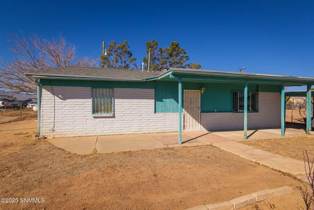 733 El Paseo Drive 1 & 2, Chaparral, NM 88081