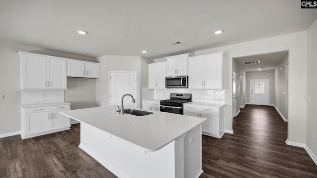 328 Babcock Way, Gilbert, SC 29054