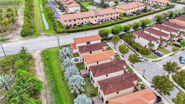 101 NE 37th Pl 0, Homestead, FL 33033