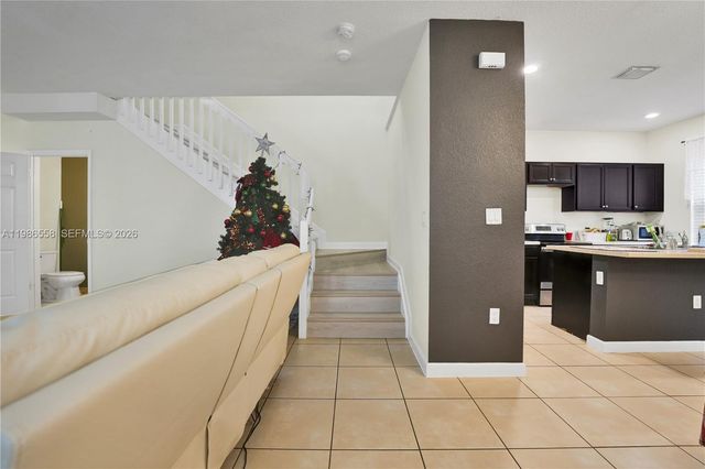 101 NE 37th Pl 0, Homestead, FL 33033