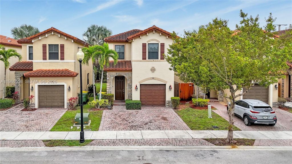 101 NE 37th Pl 0, Homestead, FL 33033